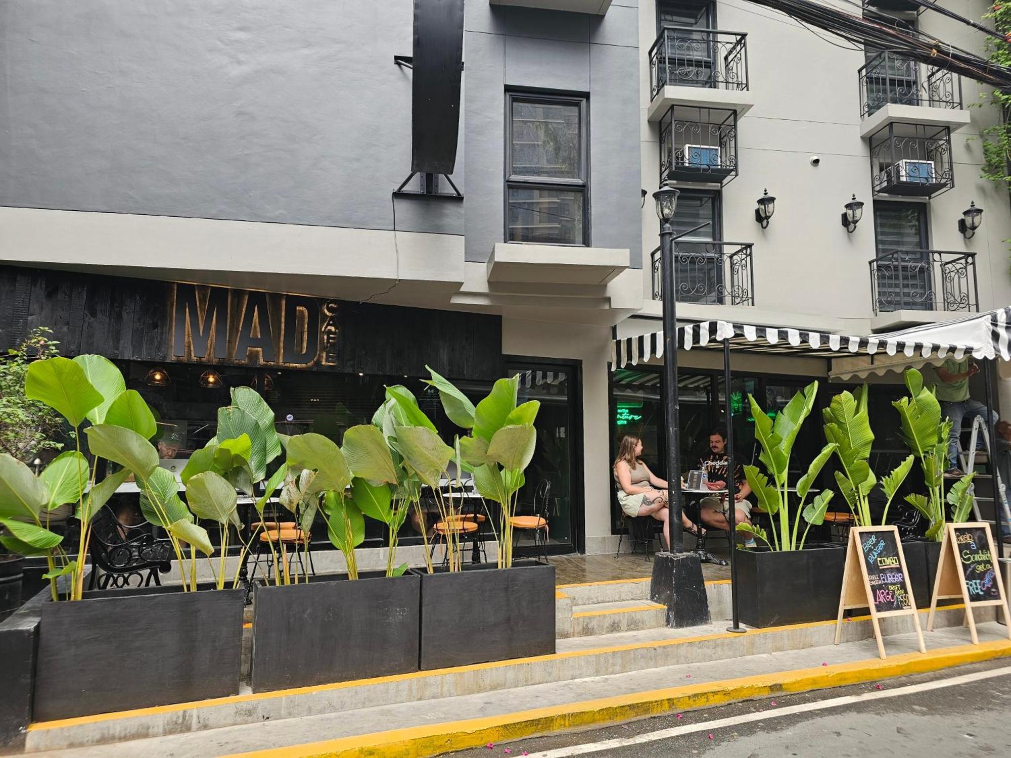 마카티 Mad Monkey Manila 호스텔 외부 사진